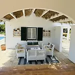 Casa Sabarraca Holiday home *