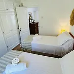 Casa Sabarraca بيت للعطل
