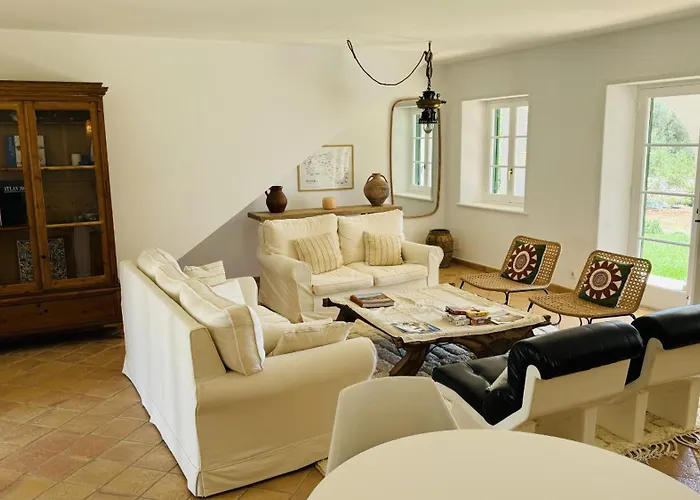 Casa Sabarraca Casa de Férias