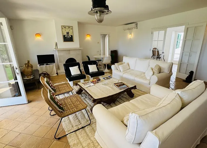 Casa Sabarraca * Sant Lluís